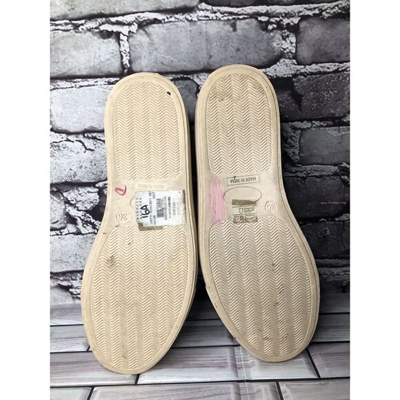 Barney’s New York Red Velvet Suede Slip On Casual Sneakers Shoes Women 36EU/6M U - Picture 9 of 16